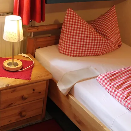 Butz Πανσιόν Ρότενμπουργκ (Τάουμπερ)