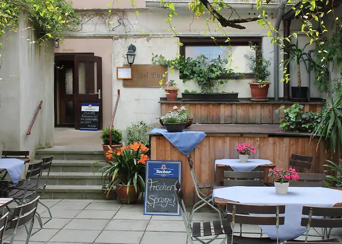 ガストホフ ブッツ ゲストハウス 3*